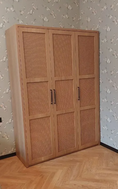Shkaf. Sotiladi.