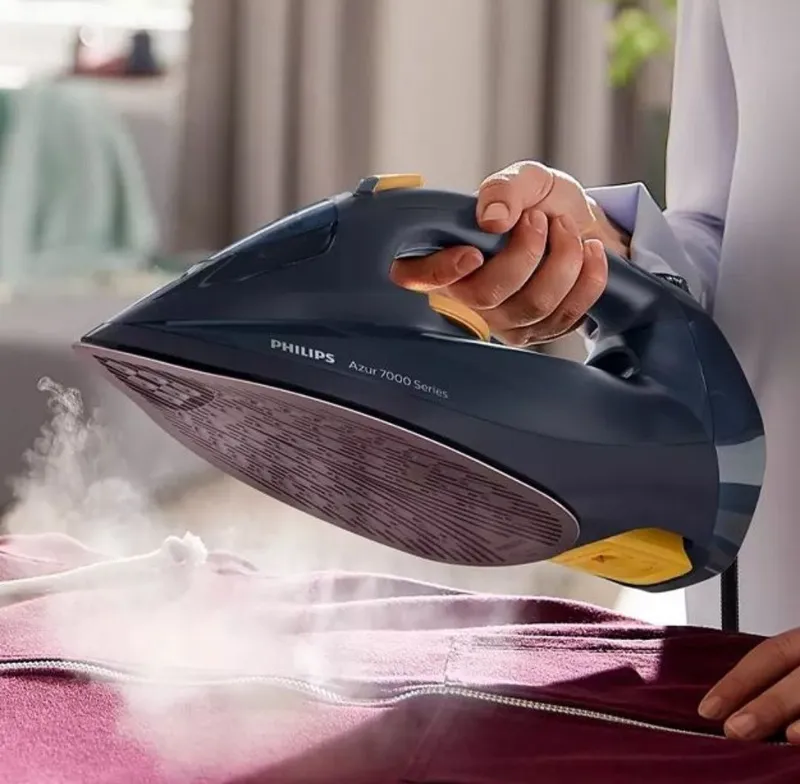 Утюг Philips DST7060 — 3000Вт, мощный паровой удар, SteamGlide 3 Утюг Philips DST7060 — 3000Вт, мощный паровой удар, SteamGlide 3