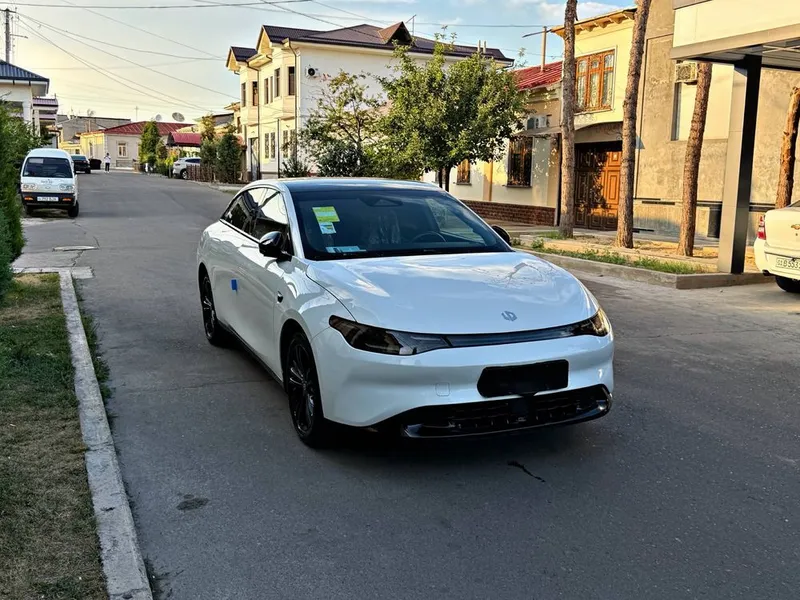Leap Motor C01 Full Позиция 2024 Небитая Состаяние Какновый — фото 2 Leap Motor C01 Full Позиция 2024 Небитая Состаяние Какновый — фото 2
