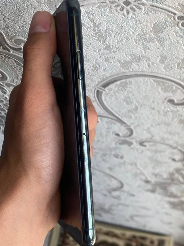 Iphone 11 pro max sotiladi srochna — фото 5