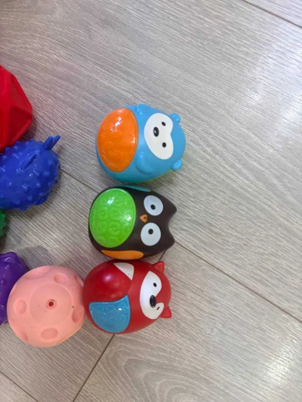 Набор развивающих игрушек для малышей 3+ месяцев 2