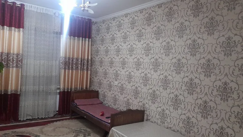 4 xonali uy student qizlar