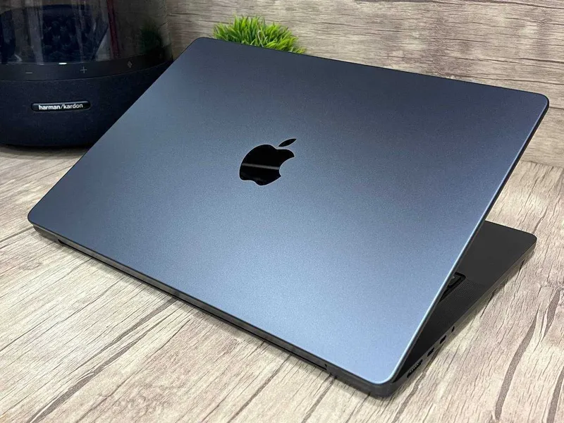 как новый MacBook Pro 14” M3 Pro/ 18Gb / 1Tb Black 4 как новый MacBook Pro 14” M3 Pro/ 18Gb / 1Tb Black 4