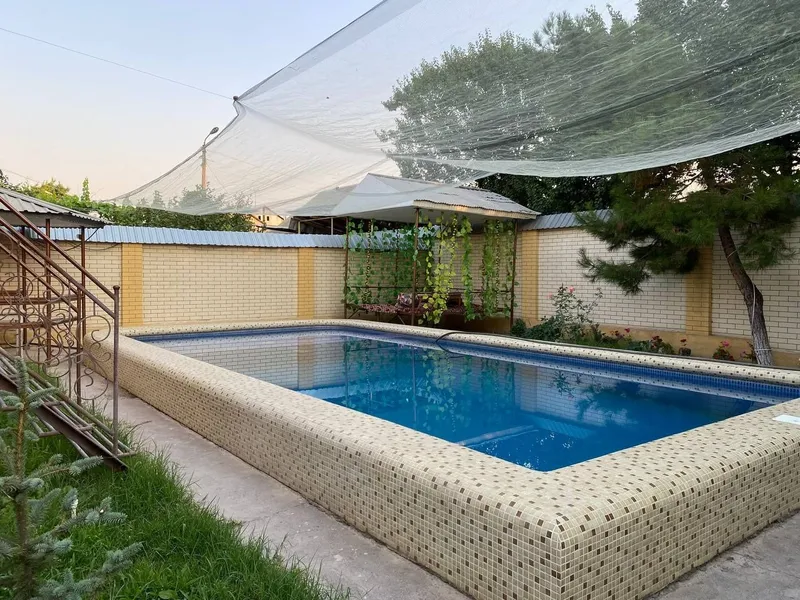 Ozodboshda srochna 9 sotixli 6 xonali dacha sotamiza. — фото 2
