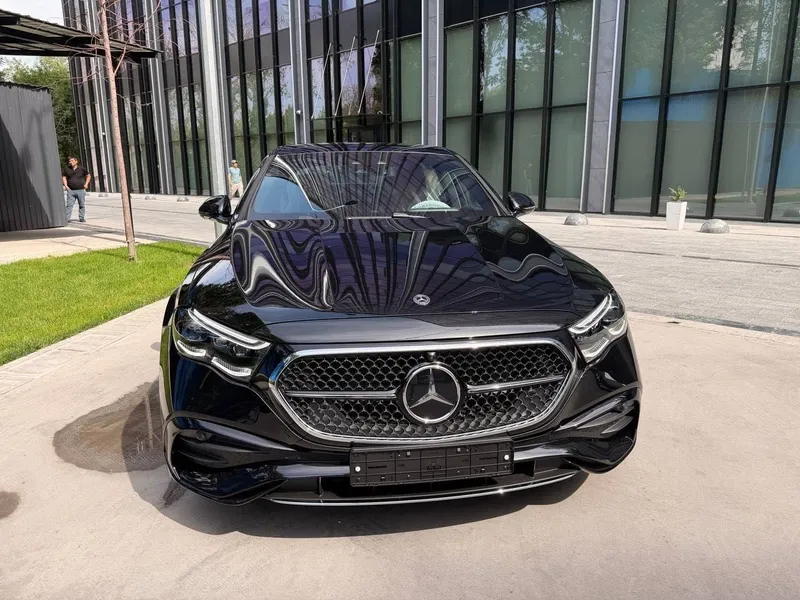 Yangi Mercedes Benz E300 AMG Line