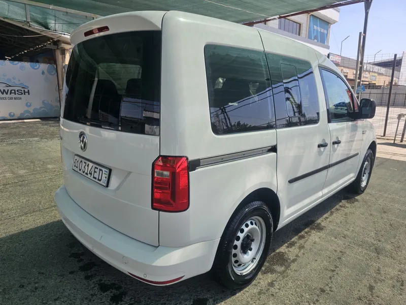 Volkswagen Caddy Combi 2022. 3 Volkswagen Caddy Combi 2022. 3