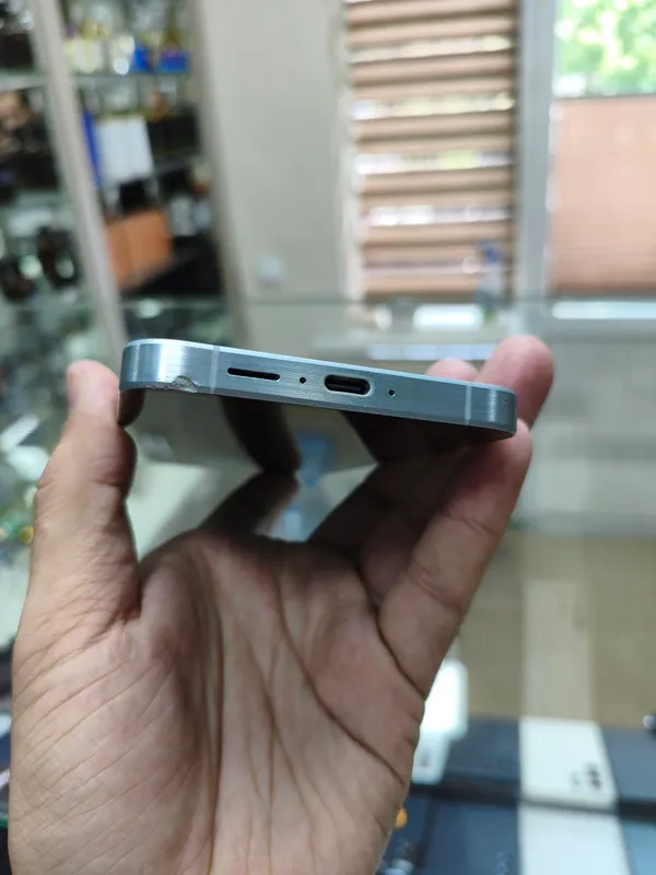Samsung A55 4 Samsung A55 4
