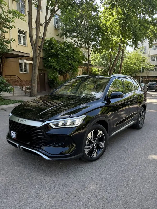 BYD Song Pro Flagship 71km gibrid BYD Song Pro Flagship 71km gibrid