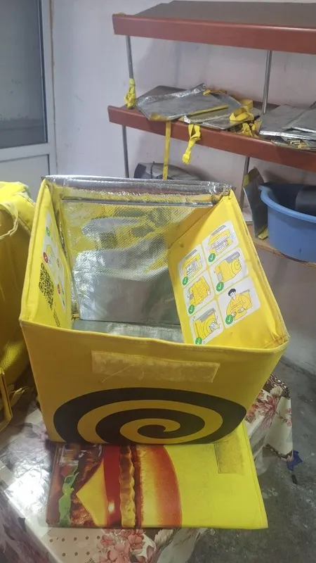 Terma yandex sumkalar bor. Narxi xolatiga qarab 100000 , 150000. 2 Terma yandex sumkalar bor. Narxi xolatiga qarab 100000 , 150000. 2
