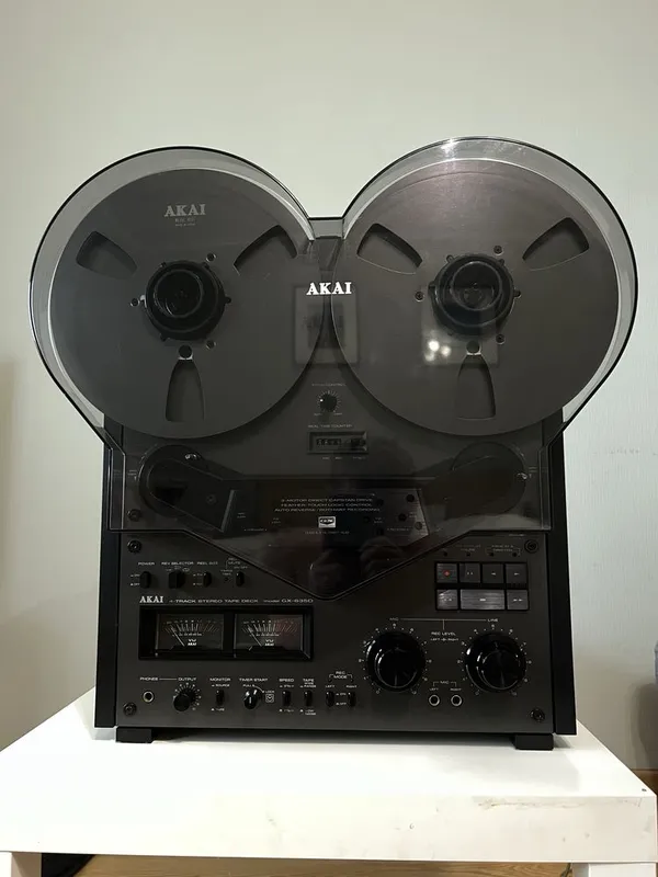 Akai GX-635D в идеальном состоянии.
