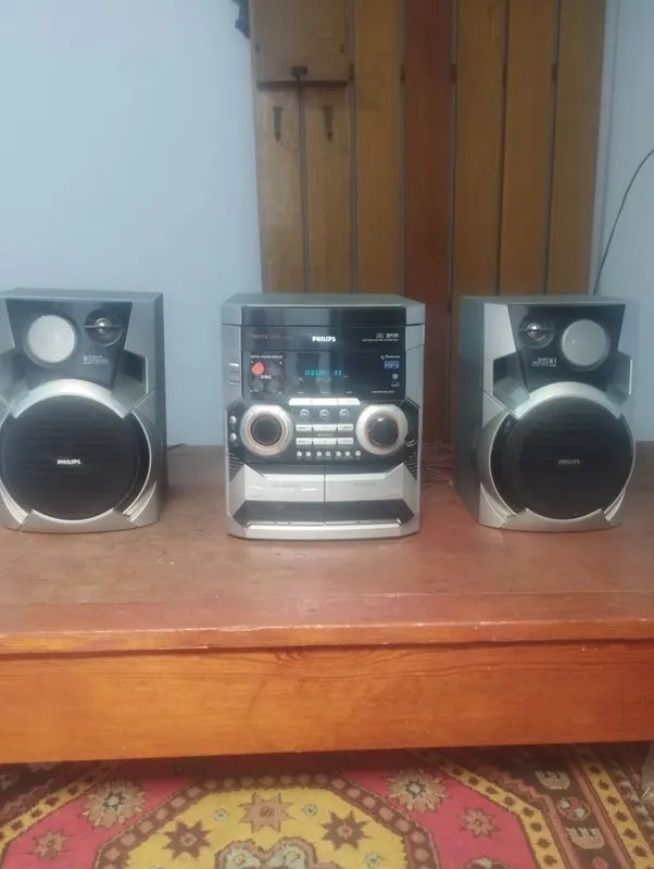 Muzikalniy sentr sotiladi
