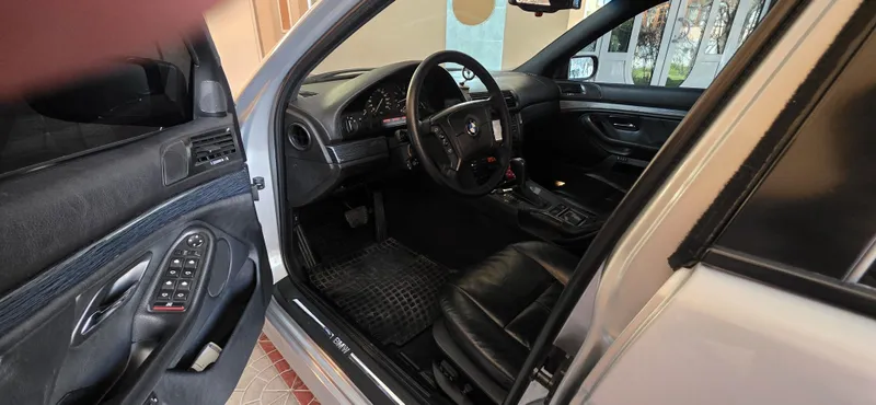 Sotiladi BMW E39 528i 7 Sotiladi BMW E39 528i 7