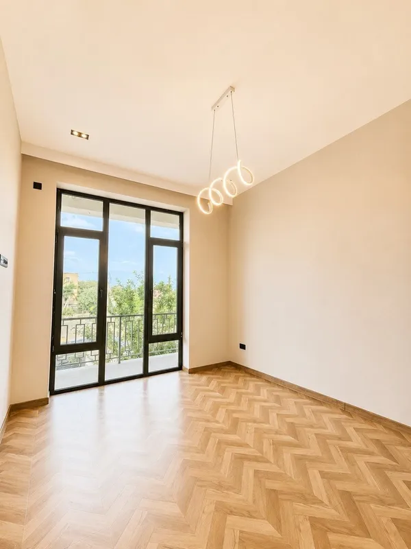 Ттз 4 бойджегит Евро дом 1.9 соток 210м² 2 этажа 5