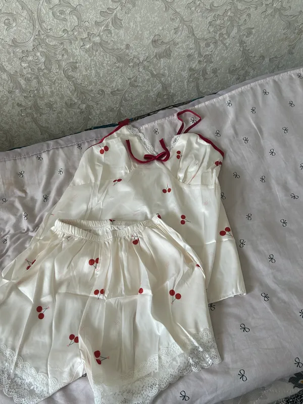 Pijama cherry 2