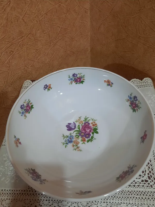Красивый глубокий салатник "Мейсенский букет", немецкой мануфактуры 4