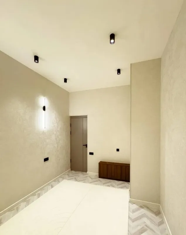 Юнусабад 19-кв 2 комнаты • 55 м² • 5/10 этаж 7 Юнусабад 19-кв 2 комнаты • 55 м² • 5/10 этаж 7