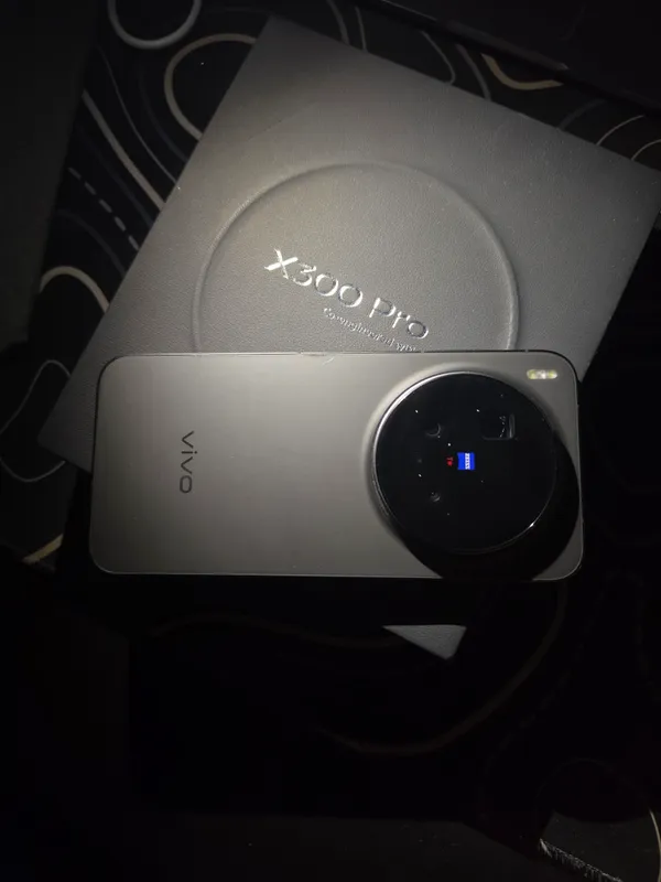 Продам Vivo X300 Pro 16/512 (Обмен есть)