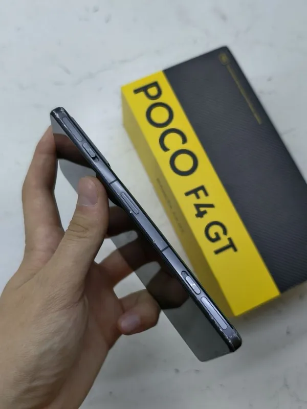 Poco F4 GT 128Gb Sotlad 3 Poco F4 GT 128Gb Sotlad 3