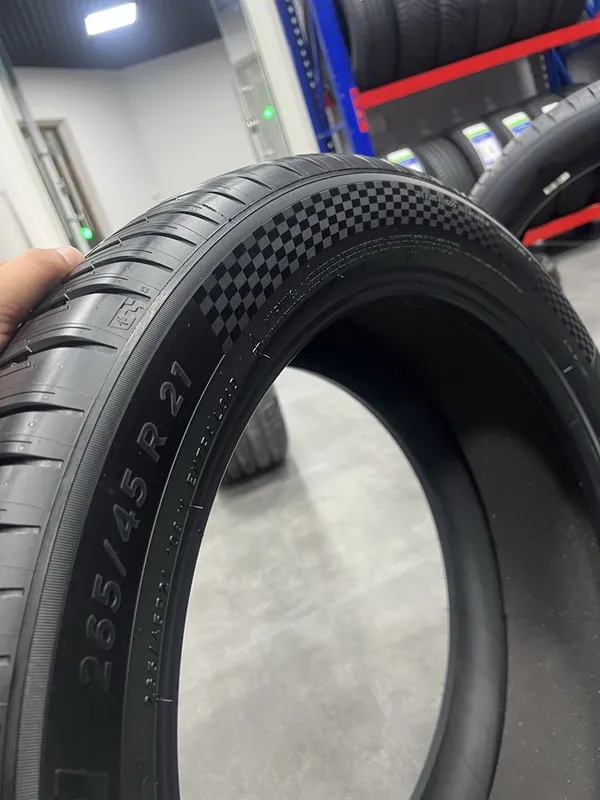Shini balon Michelin Мишлен 265/45 21 Pilot Sport 4 SUV Acoustic 1 Shini balon Michelin Мишлен 265/45 21 Pilot Sport 4 SUV Acoustic 1