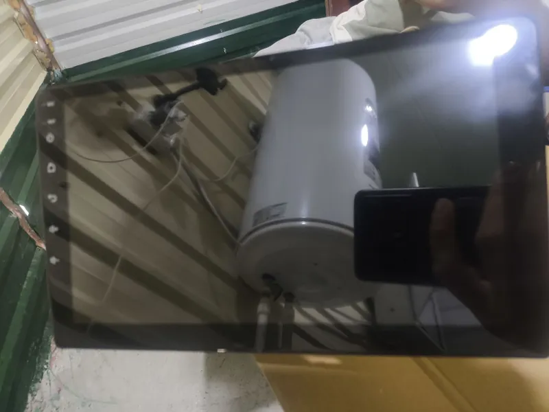 Avto manitor sotiladi Koblt ramkasi bilan