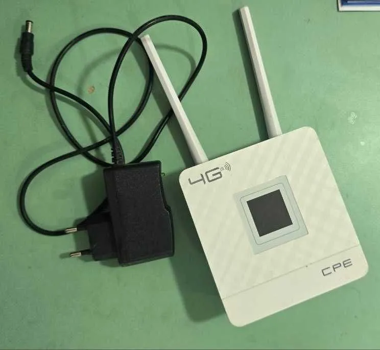 Беспроводной Wi-Fi роутер CPE 4G LTE CPF903 1 Беспроводной Wi-Fi роутер CPE 4G LTE CPF903 1
