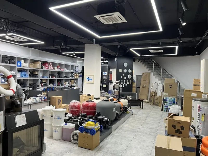Сдам в аренду магазин+офис 297м2 На Паркентской улице. 1 линия. — фото 1