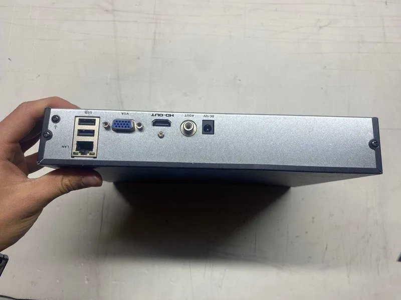 Видеорегистратор для систем наблюдения NINE (NVR/DVR) — фото 1