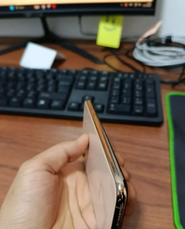 iPhone XS в идеальном состоянии 4 iPhone XS в идеальном состоянии 4