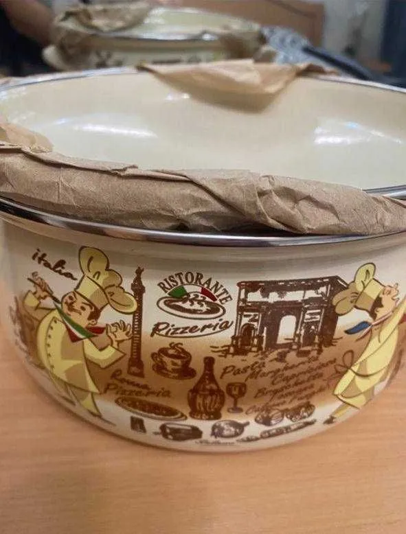 Кастрюля Российская