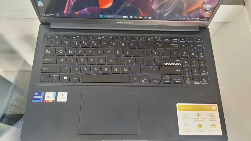 Asus VivoBook 15 F1502V i9-13900H 16/1000gb (Yangidek) — фото 1