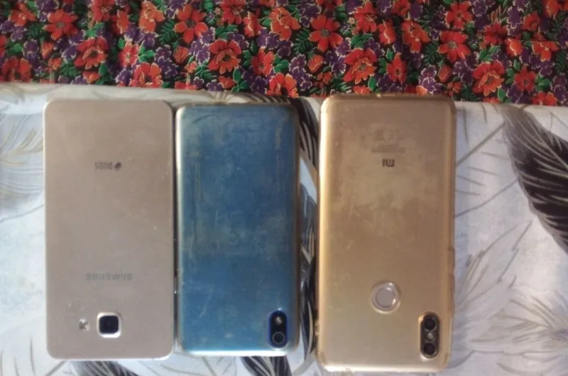Ehtiyot qismlar uchun telefonlar 2