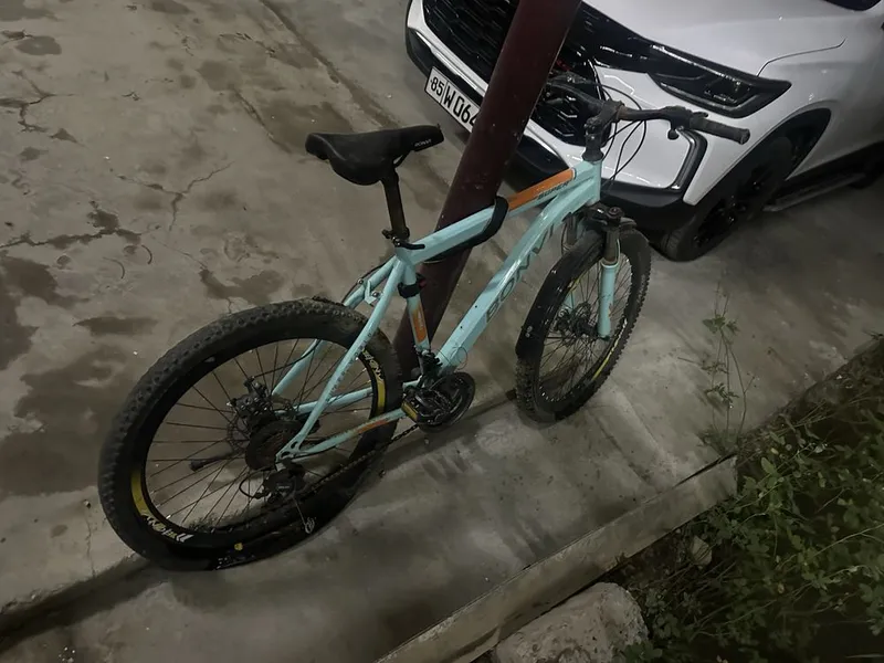 Velik sotiladi velosiped 1 Velik sotiladi velosiped 1
