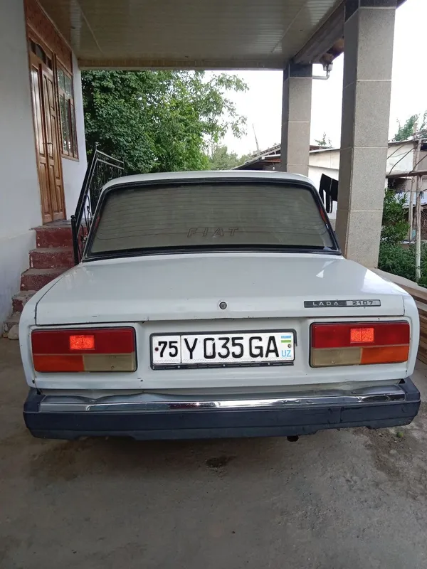 Vaz 2107 sotiladi 4