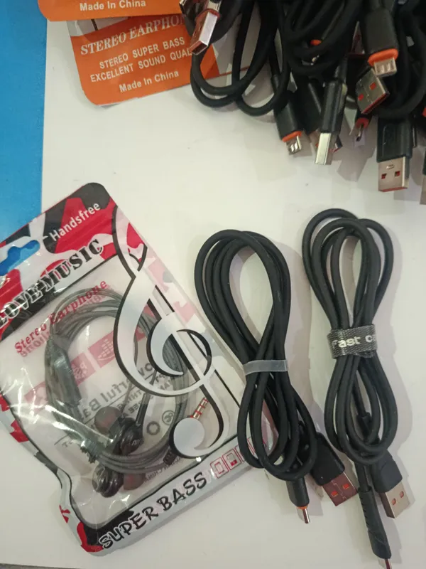 Кабель Micro-USB и Type-C 1 Кабель Micro-USB и Type-C 1