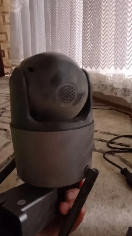 Video kamera bor 4