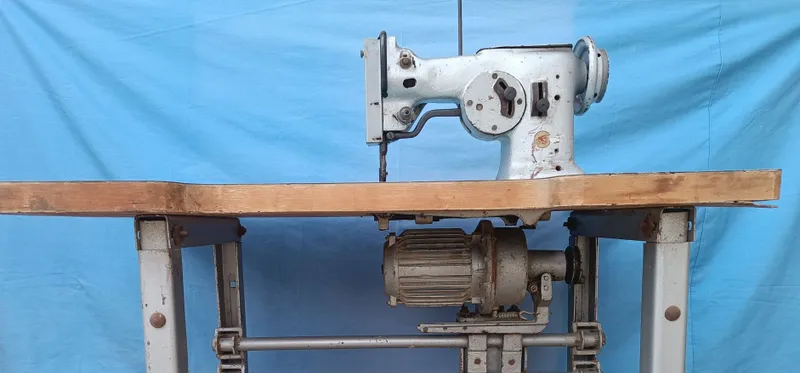 PODOLSK sanoat tikuv mashinasi ( original elektr motorli)