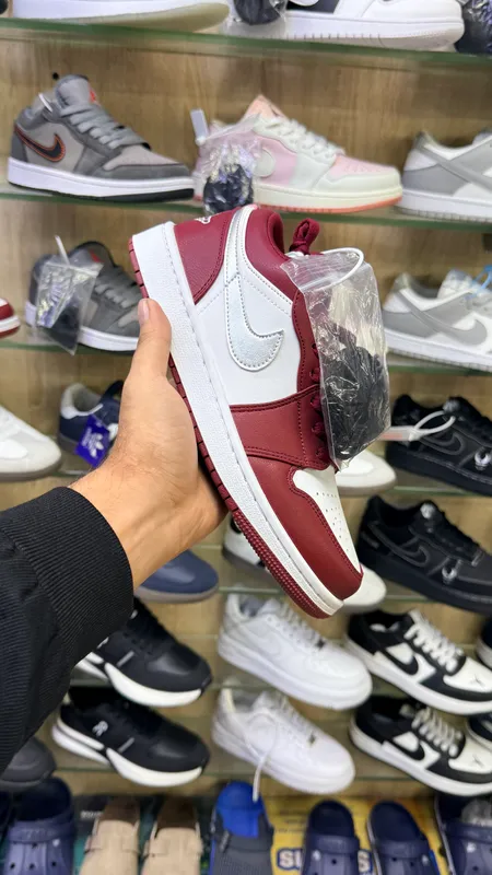nike кроссовки air jordan 1 nike кроссовки air jordan 1
