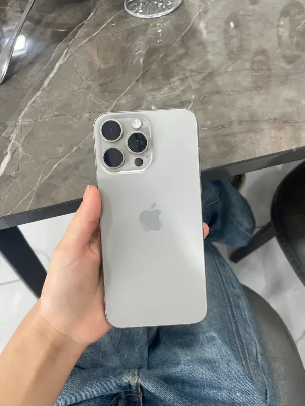 Iphone 15 pro max 1