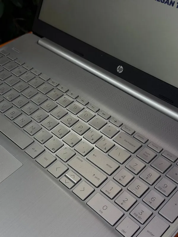 Ноутбук HP laptop — фото 2
