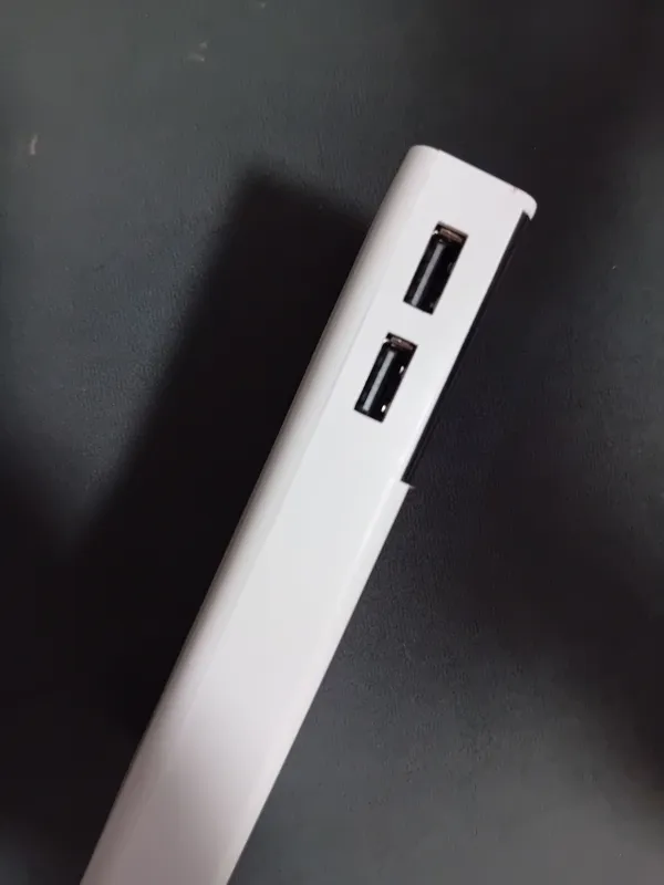 Повербанк (Power Bank) 10000 mAh белый с фонариком — фото 1