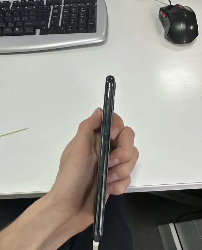 iPhone 11 Pro 64 ГБ LL/A, есть коробка и документы 7 iPhone 11 Pro 64 ГБ LL/A, есть коробка и документы 7