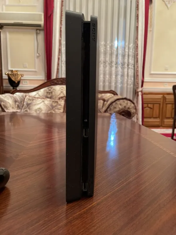 Playstation 4 1TB 18 oyin bor nathi kelishtirib beraman 6