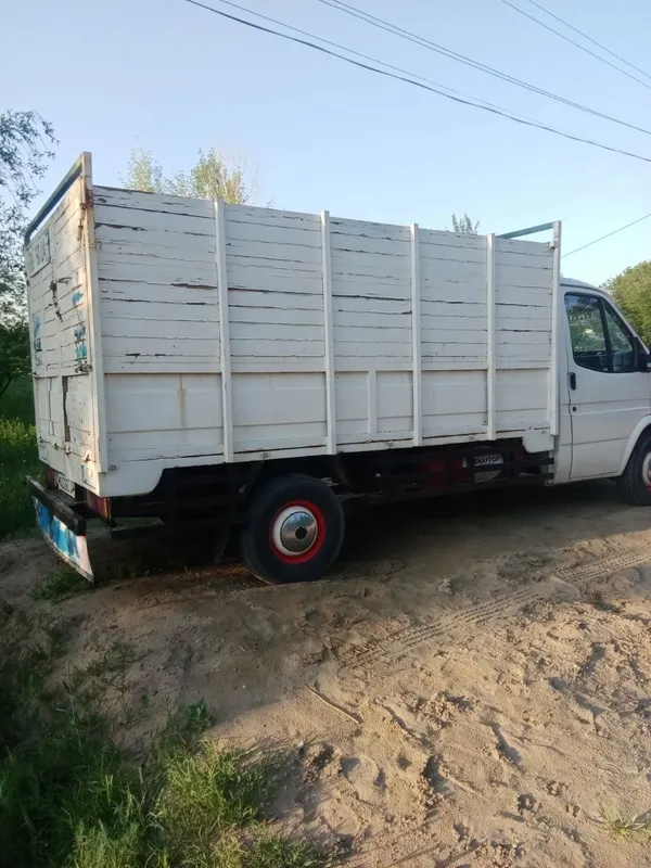 Ford gruzavoy sotiladi 4 Ford gruzavoy sotiladi 4