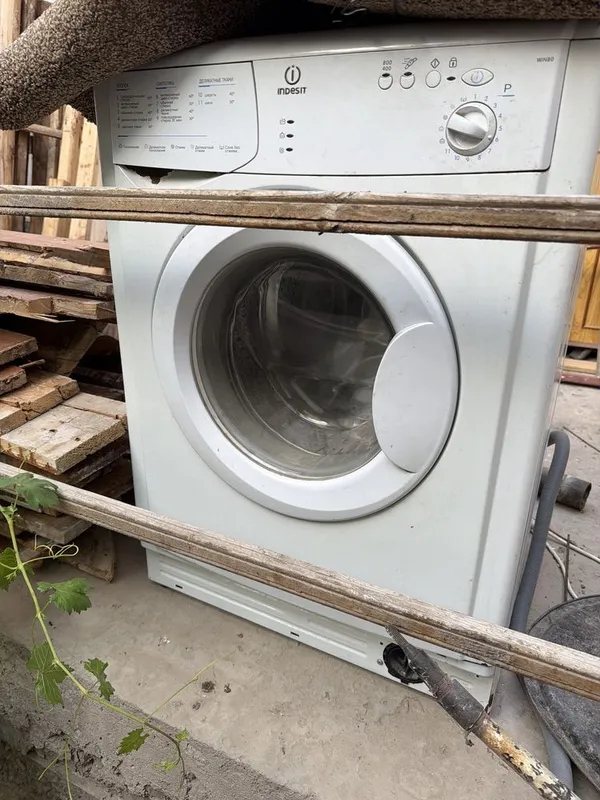 indesit kir yuvish mashina sotiladi
