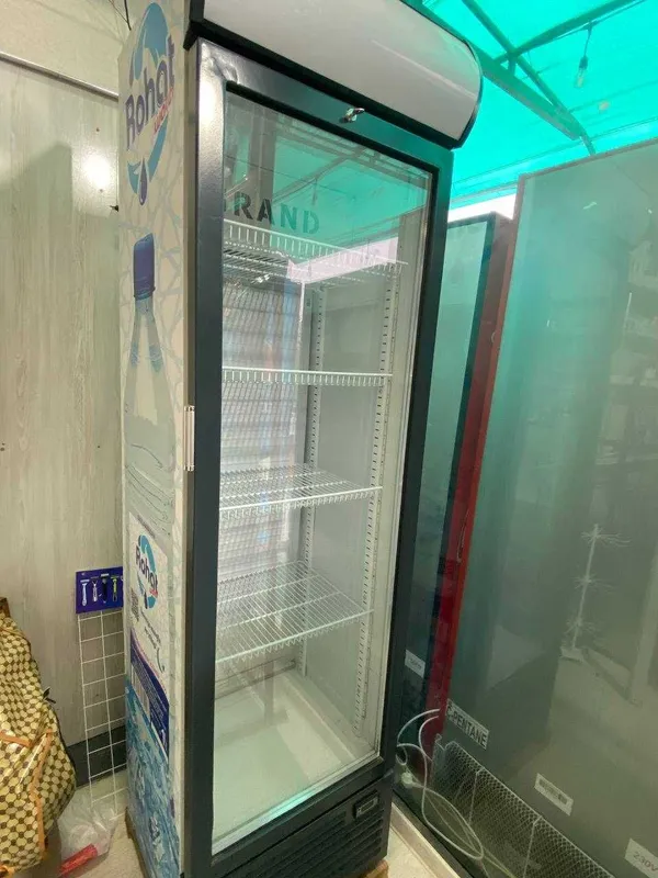 Magazinlar uchun muzlatgich sotiladi