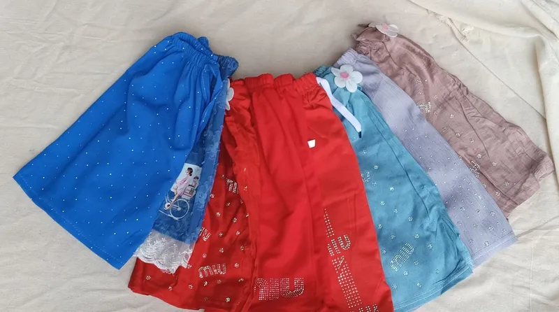 Qizaloqlar uchun chiroyli va sifatli futbolkalar! Rang-barang 1