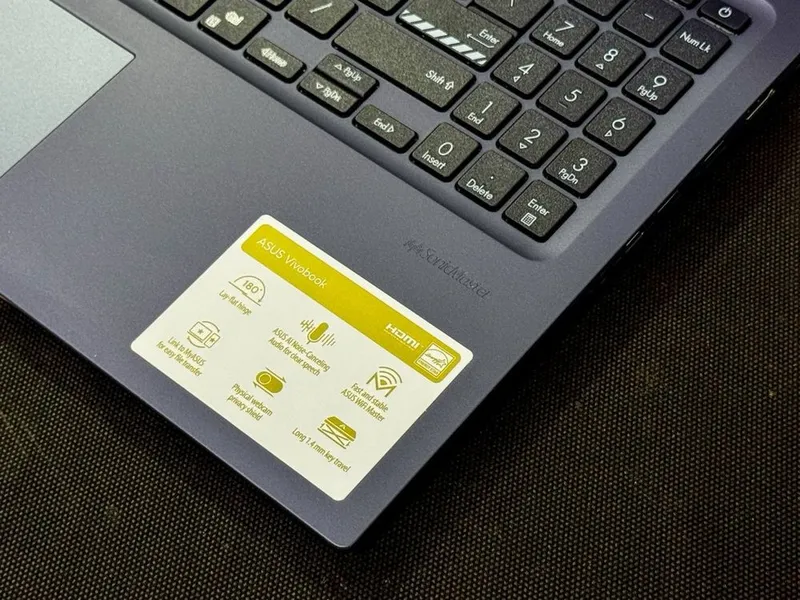 Hp eliteBOOK 850 g8 vPRO KATA EKRAN — фото 1