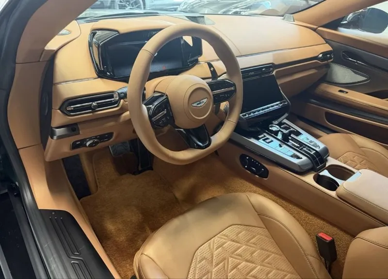 Aston Martin Vanquish Coupe 2026 6 Aston Martin Vanquish Coupe 2026 6