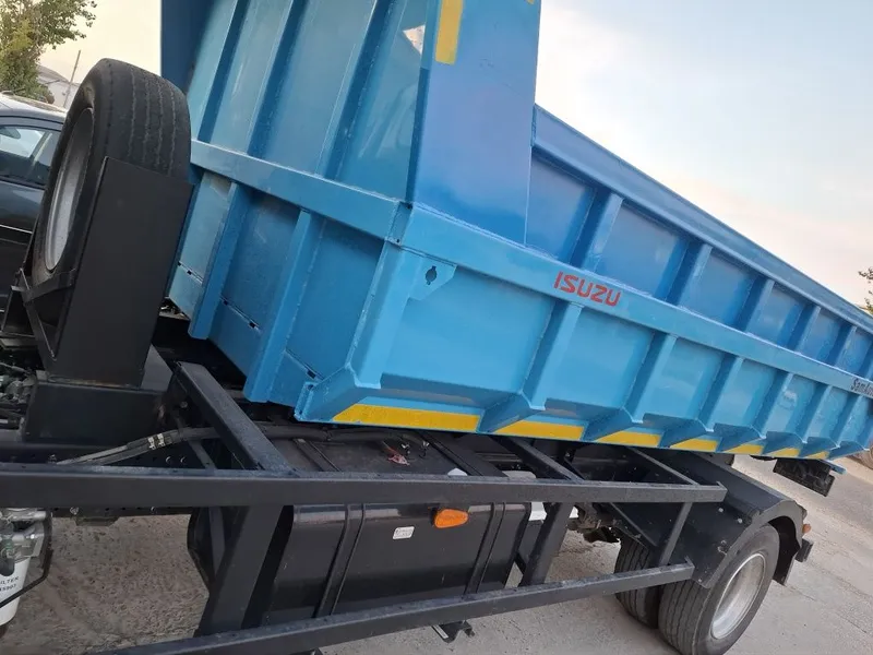 Isuzu samosval 2025 3 Isuzu samosval 2025 3