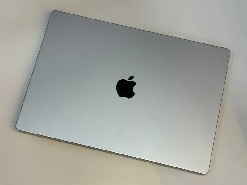 как новый MacBook Pro 16” M3 Pro/ 36Gb / 512GB Black 4 как новый MacBook Pro 16” M3 Pro/ 36Gb / 512GB Black 4